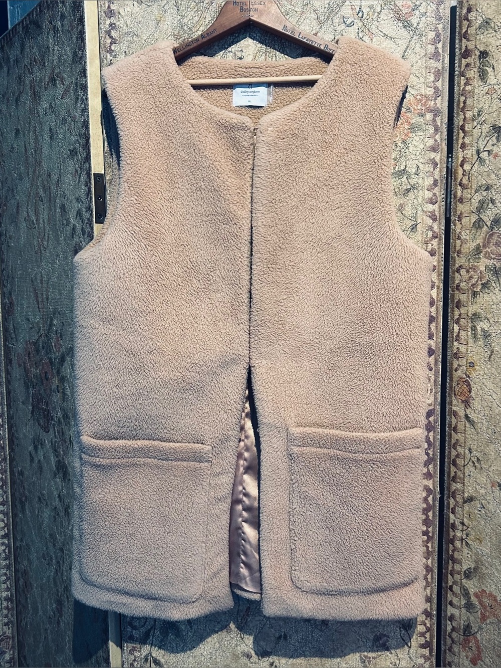 Dudley Stephens Camel Teddy Fleece Zip Jacket Size XL